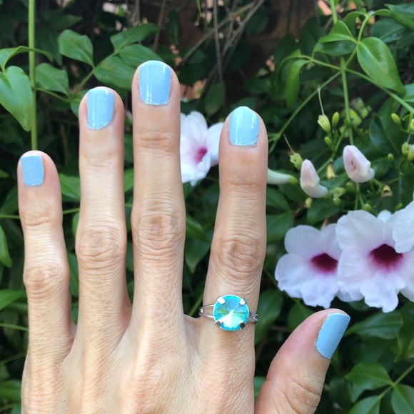 Gorgeous Aquamarine Crystal Ring - Picture 4 of 16